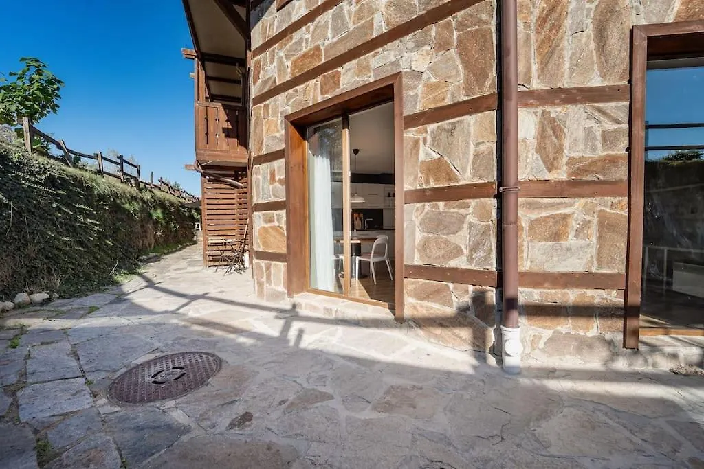 Host2U New Inn 2 Bd, Fireplace, Free Parking Bansko Apartament