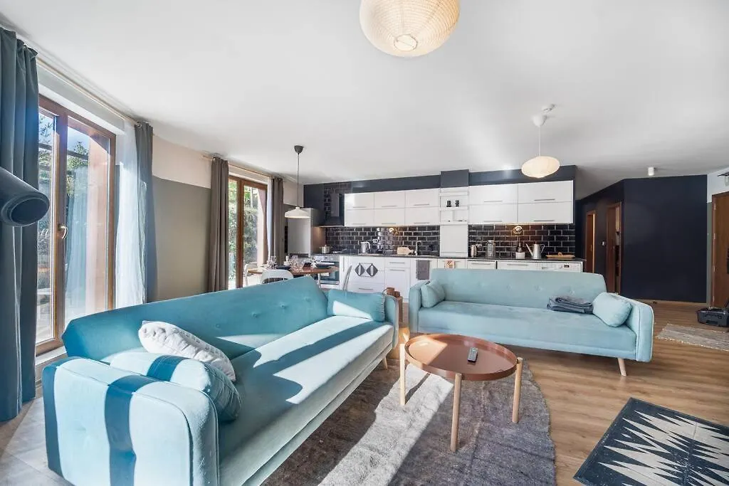 Host2U New Inn 2 Bd, Fireplace, Free Parking Bansko 0*,