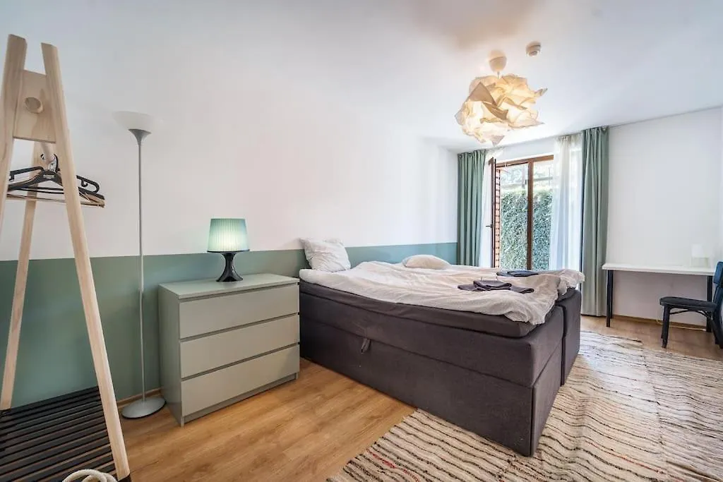 Host2U New Inn 2 Bd, Fireplace, Free Parking Bansko 0*,